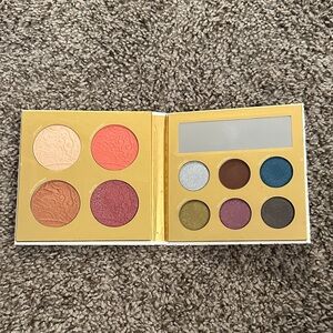 PUR Eyeshadow Palette with Mirror